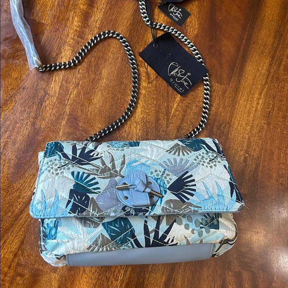 NWT super cute Shoulder Purse